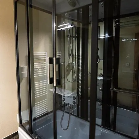 Deloris 4* Trenčín