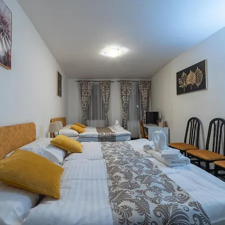 Гостевой дом Deloris 4*